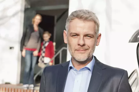 Gelassener Familienvater