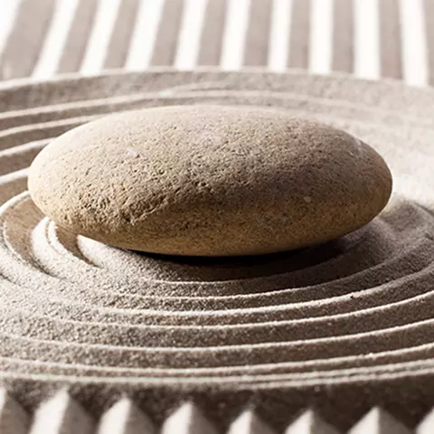 Stein auf Sand